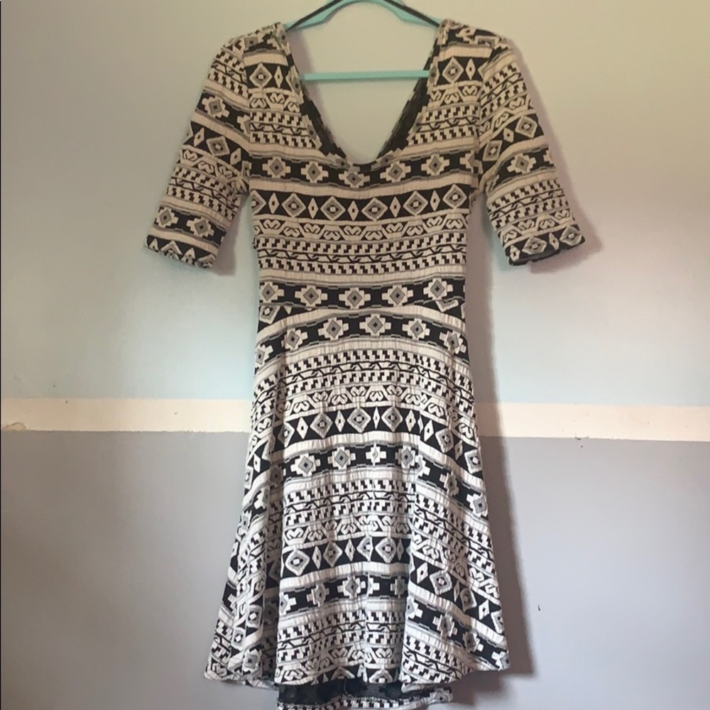 Quarter sleeve dress
